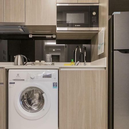 Sukhumvit Asok Modern Suite Bangkok Buitenkant foto