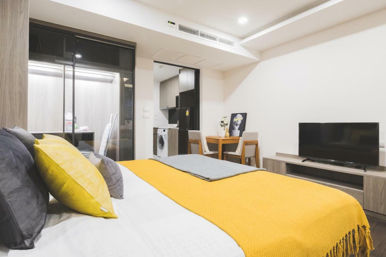 Sukhumvit Asok Modern Suite Bangkok Buitenkant foto