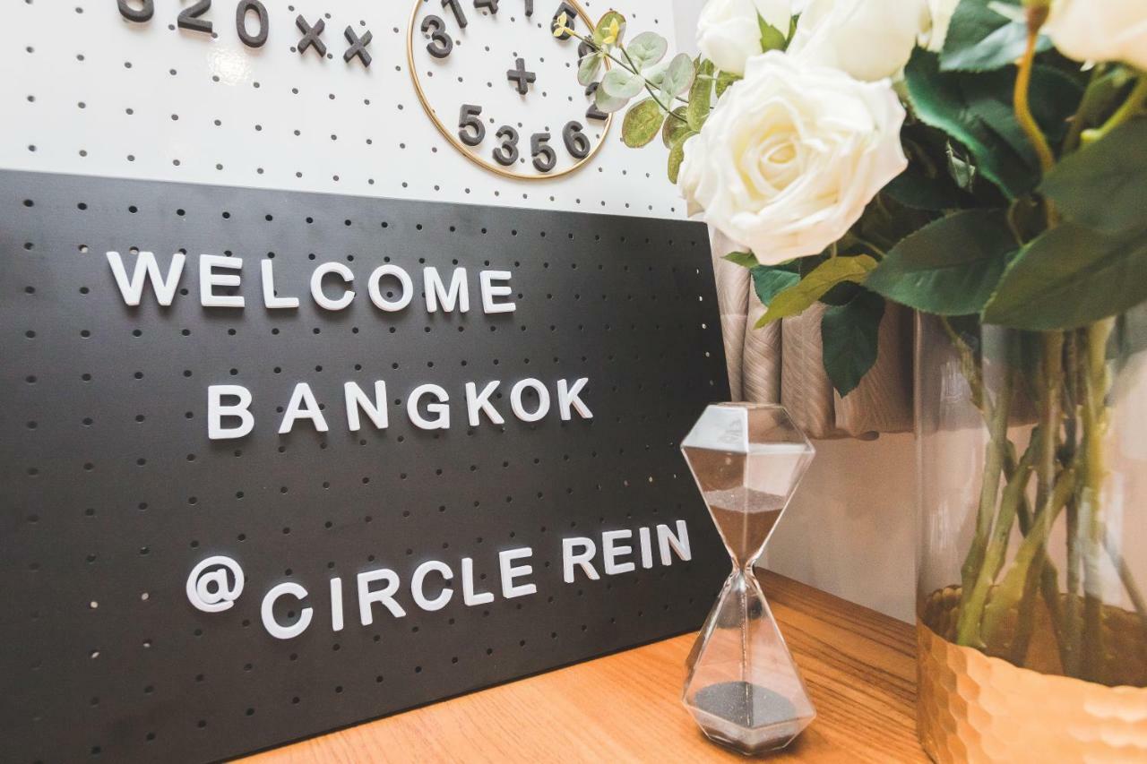 Sukhumvit Asok Modern Suite Bangkok Buitenkant foto