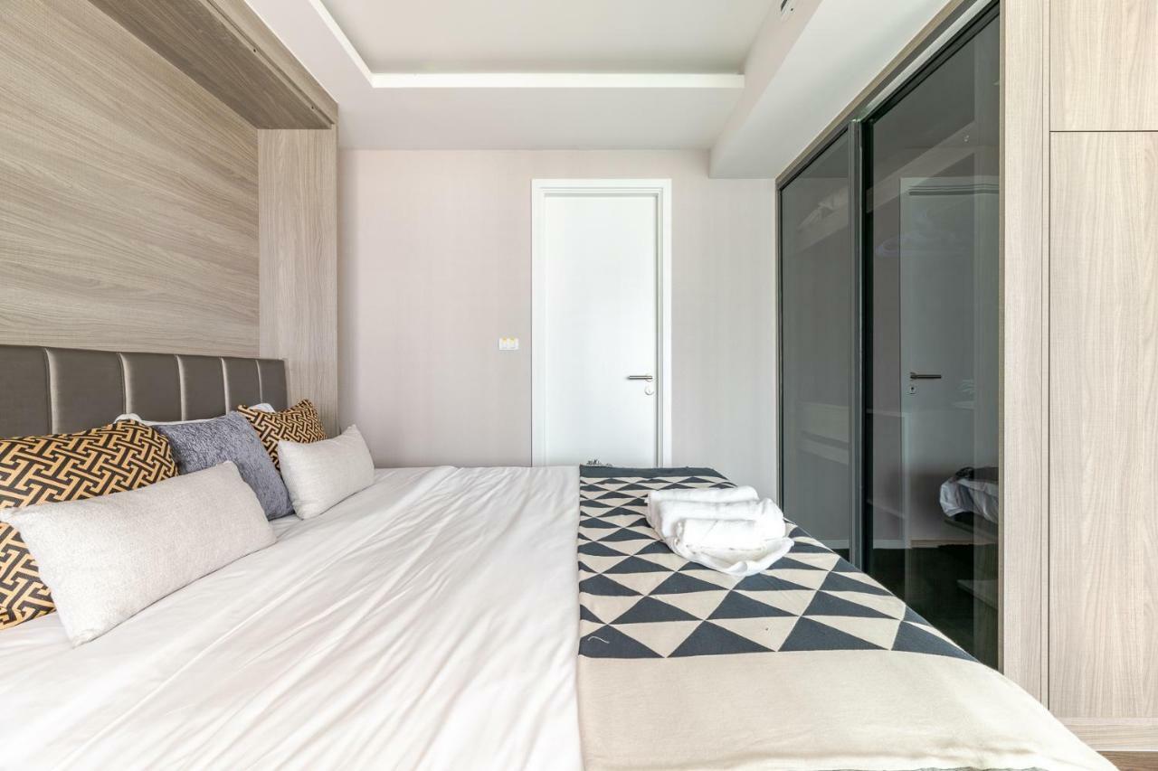 Sukhumvit Asok Modern Suite Bangkok Buitenkant foto