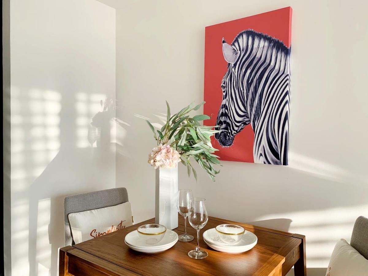 Sukhumvit Asok Modern Suite Bangkok Buitenkant foto